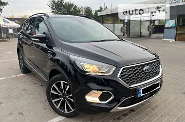 Позашляховик / Кросовер Ford Kuga 2017 в Рівному