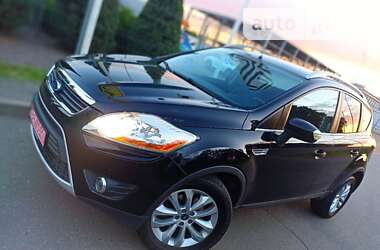 Внедорожник / Кроссовер Ford Kuga 2010 в Полтаве