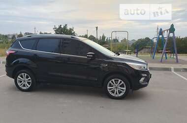 Позашляховик / Кросовер Ford Kuga 2019 в Тернополі