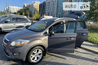 Внедорожник / Кроссовер Ford Kuga 2012 в Львове