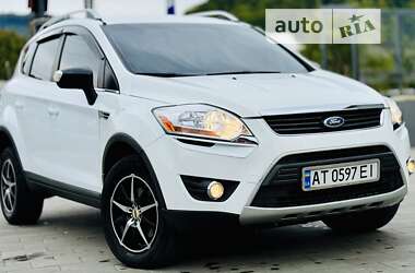 Внедорожник / Кроссовер Ford Kuga 2011 в Яремче