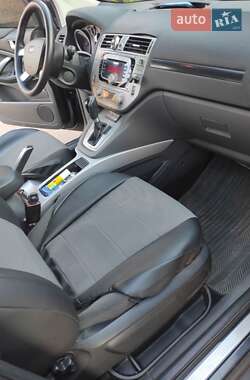 Внедорожник / Кроссовер Ford Kuga 2010 в 