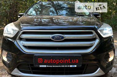 Внедорожник / Кроссовер Ford Kuga 2019 в Белогородке