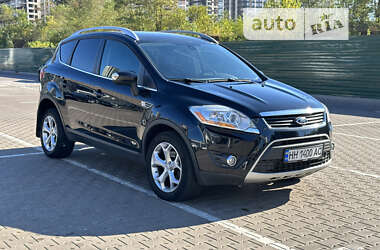 Позашляховик / Кросовер Ford Kuga 2011 в Києві