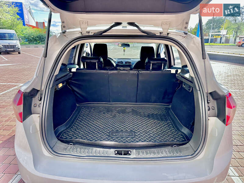 Позашляховик / Кросовер Ford Kuga 2012 в Одесі фото 8 Позашляховик / Кросовер Ford Kuga 2012 в Одесі