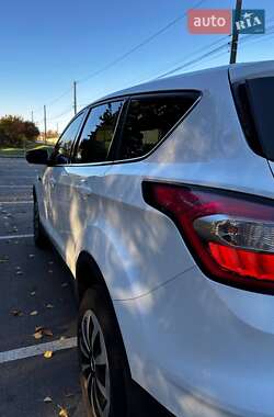 Позашляховик / Кросовер Ford Kuga 2019 в Кропивницькому