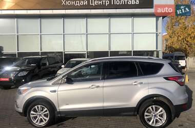 Позашляховик / Кросовер Ford Kuga 2016 в Полтаві