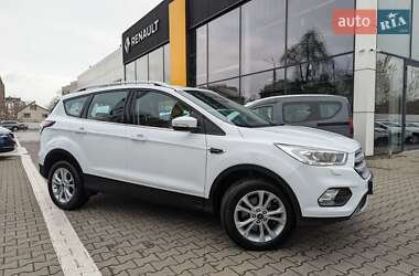 Позашляховик / Кросовер Ford Kuga 2019 в Вінниці