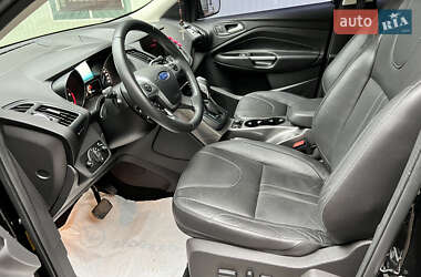 Внедорожник / Кроссовер Ford Kuga 2016 в 