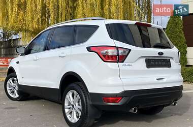 Внедорожник / Кроссовер Ford Kuga 2017 в Днепре