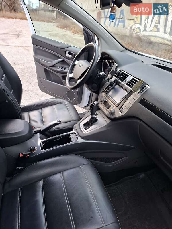 Внедорожник / Кроссовер Ford Kuga 2012 в Запорожье