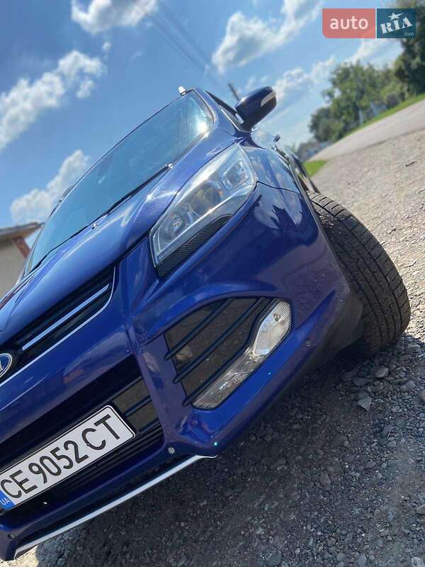 Внедорожник / Кроссовер Ford Kuga 2014 в Черновцах