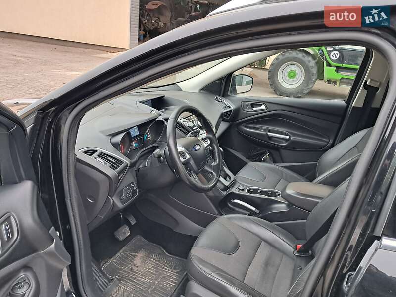 Позашляховик / Кросовер Ford Kuga 2015 в Умані