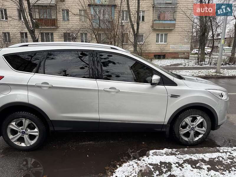 Внедорожник / Кроссовер Ford Kuga 2013 в Киеве