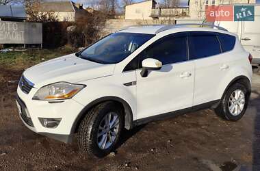 Позашляховик / Кросовер Ford Kuga 2011 в Фастові