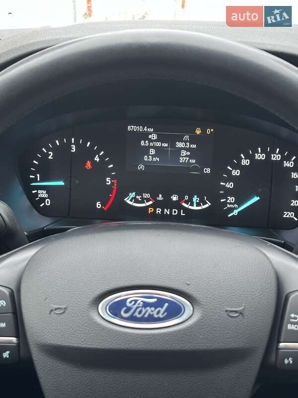 Внедорожник / Кроссовер Ford Kuga 2020 в Ирпене