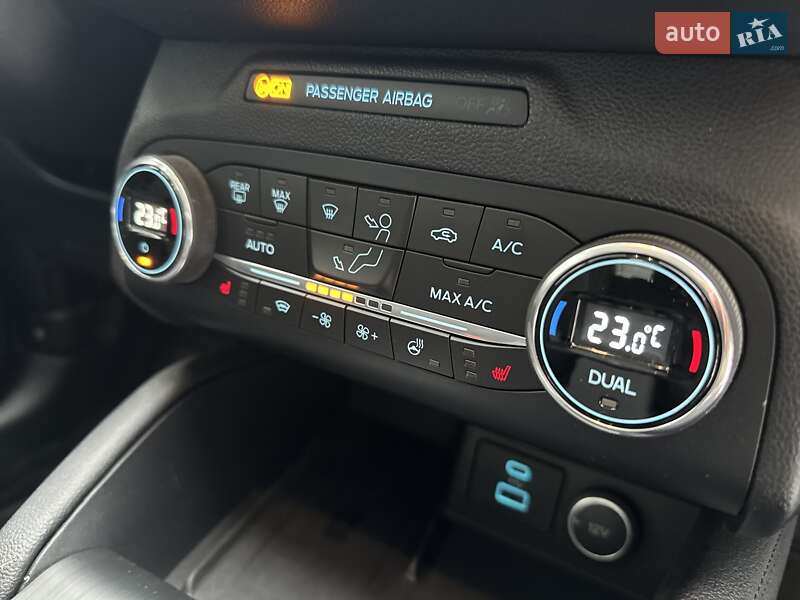 Внедорожник / Кроссовер Ford Kuga 2020 в Ирпене