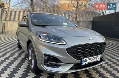 Позашляховик / Кросовер Ford Kuga 2023 в Миколаєві