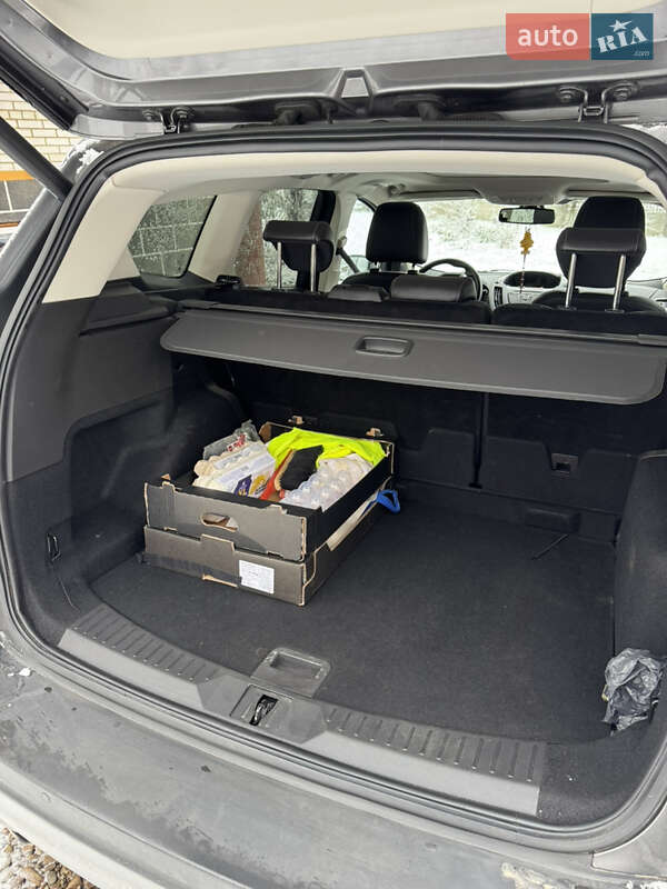 Внедорожник / Кроссовер Ford Kuga 2013 в Калуше