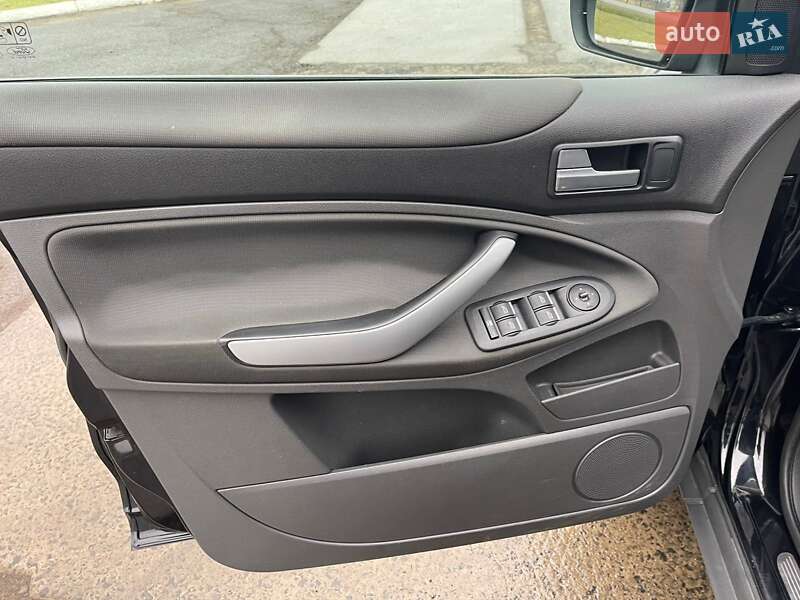 Внедорожник / Кроссовер Ford Kuga 2011 в Ужгороде фото 15 Внедорожник / Кроссовер Ford Kuga 2011 в Ужгороде