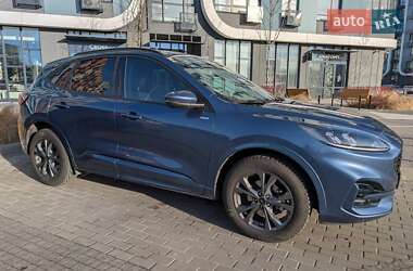 Позашляховик / Кросовер Ford Kuga 2022 в Києві