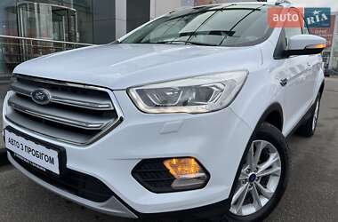 Внедорожник / Кроссовер Ford Kuga 2019 в Киеве