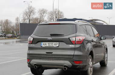 Внедорожник / Кроссовер Ford Kuga 2019 в Киеве