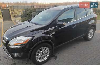 Позашляховик / Кросовер Ford Kuga 2012 в Луцьку