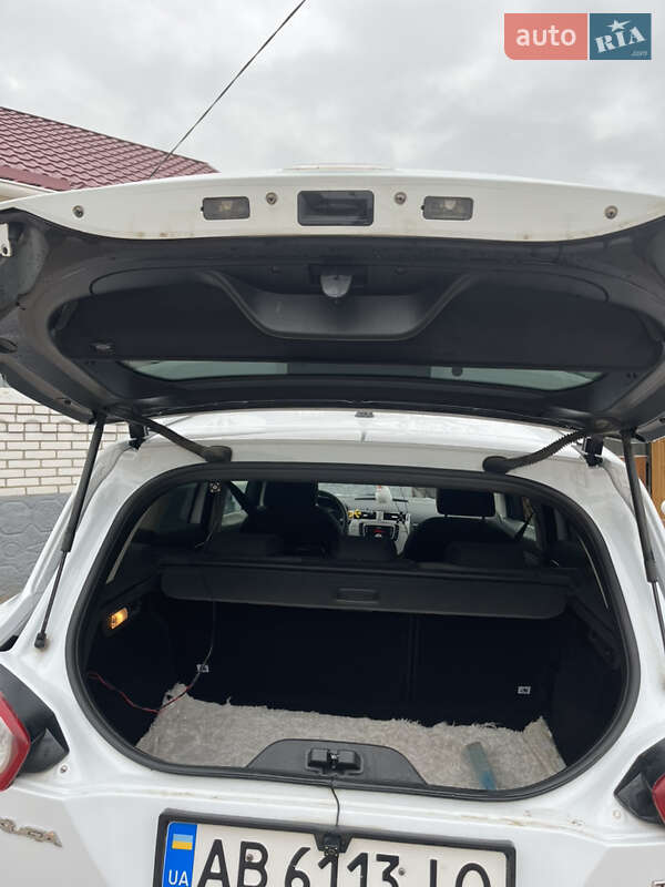 Позашляховик / Кросовер Ford Kuga 2011 в Томашполі