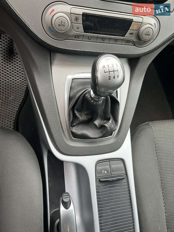 Позашляховик / Кросовер Ford Kuga 2011 в Томашполі