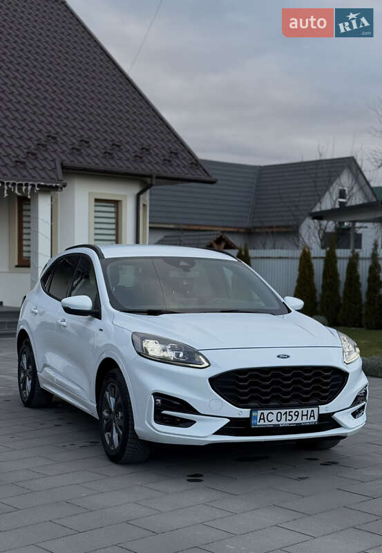 Внедорожник / Кроссовер Ford Kuga 2021 в Ковеле