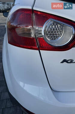 Внедорожник / Кроссовер Ford Kuga 2012 в 