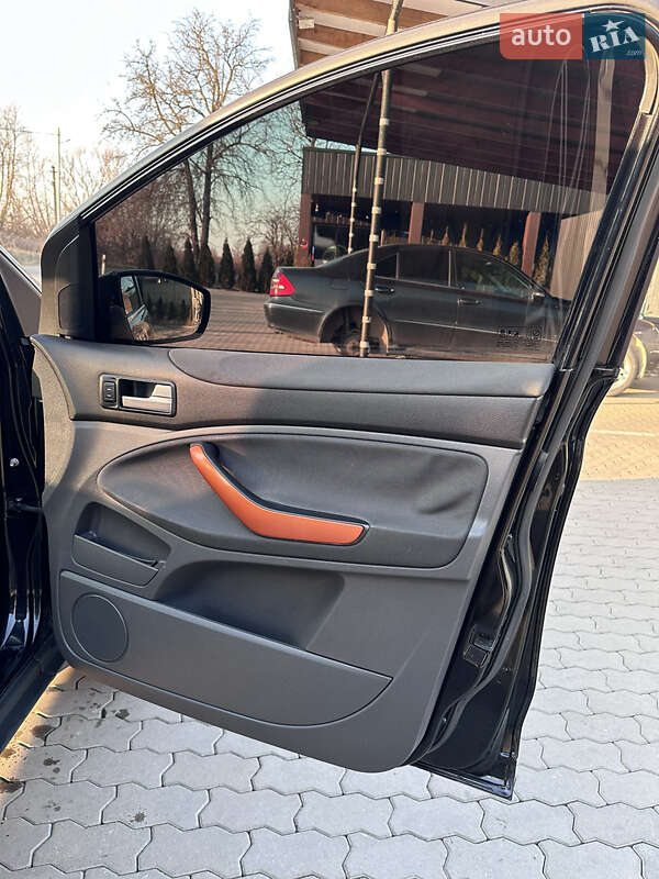 Внедорожник / Кроссовер Ford Kuga 2008 в Яворове