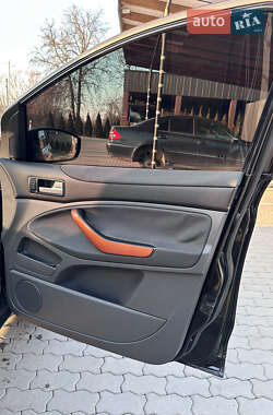 Внедорожник / Кроссовер Ford Kuga 2008 в 