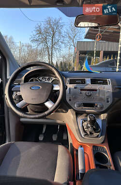 Внедорожник / Кроссовер Ford Kuga 2008 в 