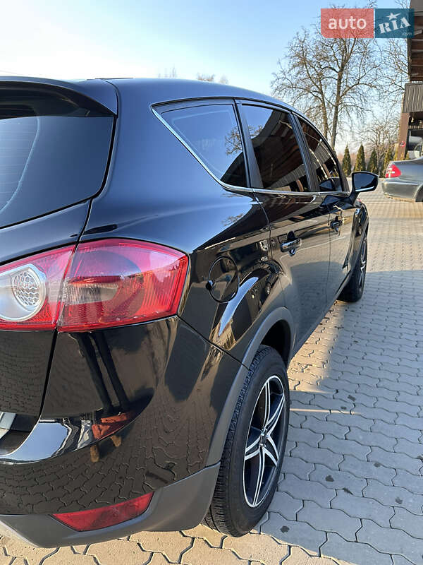 Внедорожник / Кроссовер Ford Kuga 2008 в Яворове
