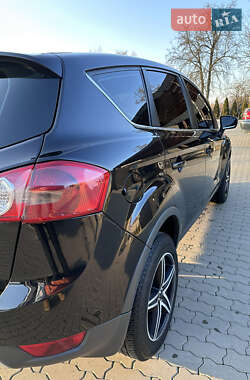 Внедорожник / Кроссовер Ford Kuga 2008 в 