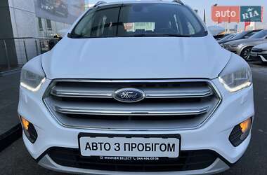 Внедорожник / Кроссовер Ford Kuga 2019 в Киеве