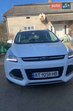 Внедорожник / Кроссовер Ford Kuga 2013 в Бурштыне