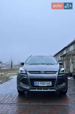 Внедорожник / Кроссовер Ford Kuga 2013 в 