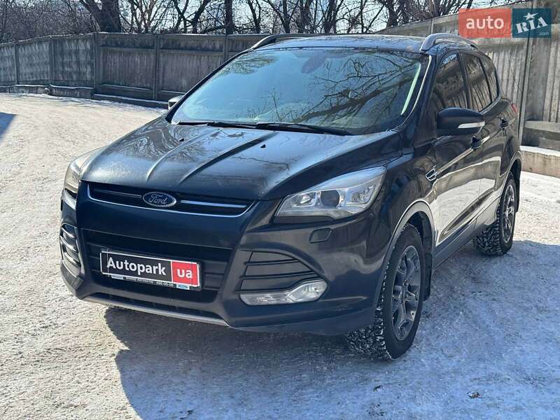 Внедорожник / Кроссовер Ford Kuga 2013 в 