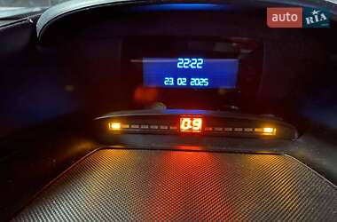 Внедорожник / Кроссовер Ford Kuga 2013 в 