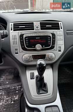 Позашляховик / Кросовер Ford Kuga 2011 в 