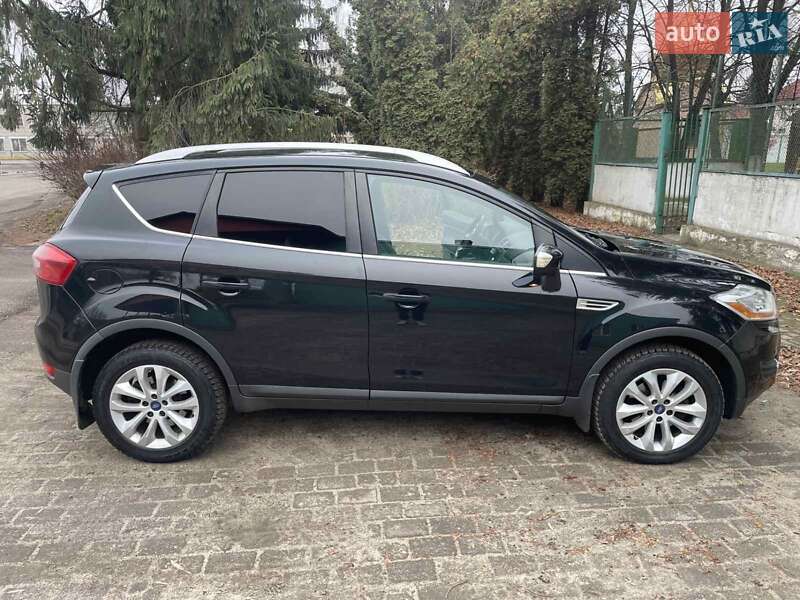 Внедорожник / Кроссовер Ford Kuga 2011 в Ковеле