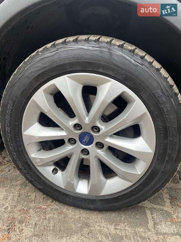 Внедорожник / Кроссовер Ford Kuga 2011 в Ковеле