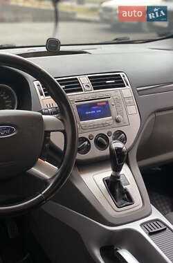Позашляховик / Кросовер Ford Kuga 2010 в 