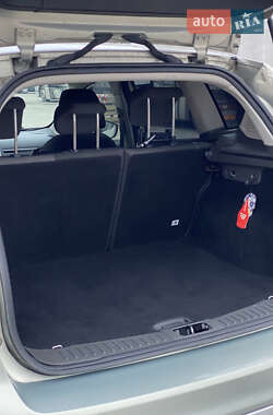 Позашляховик / Кросовер Ford Kuga 2010 в 