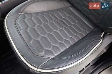 Внедорожник / Кроссовер Ford Kuga 2017 в 