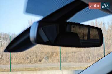 Внедорожник / Кроссовер Ford Kuga 2017 в 