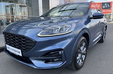 Внедорожник / Кроссовер Ford Kuga 2023 в Киеве